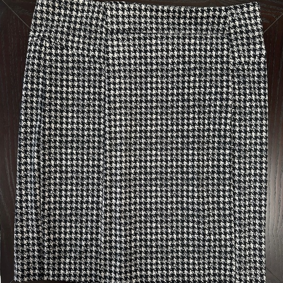 *MICHAEL KORS* Black x White Houndstooth Plain Stretch Skirt Size 10 NWT - Picture 1 of 8
